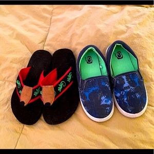Two pairs little kids’ shoes size 10